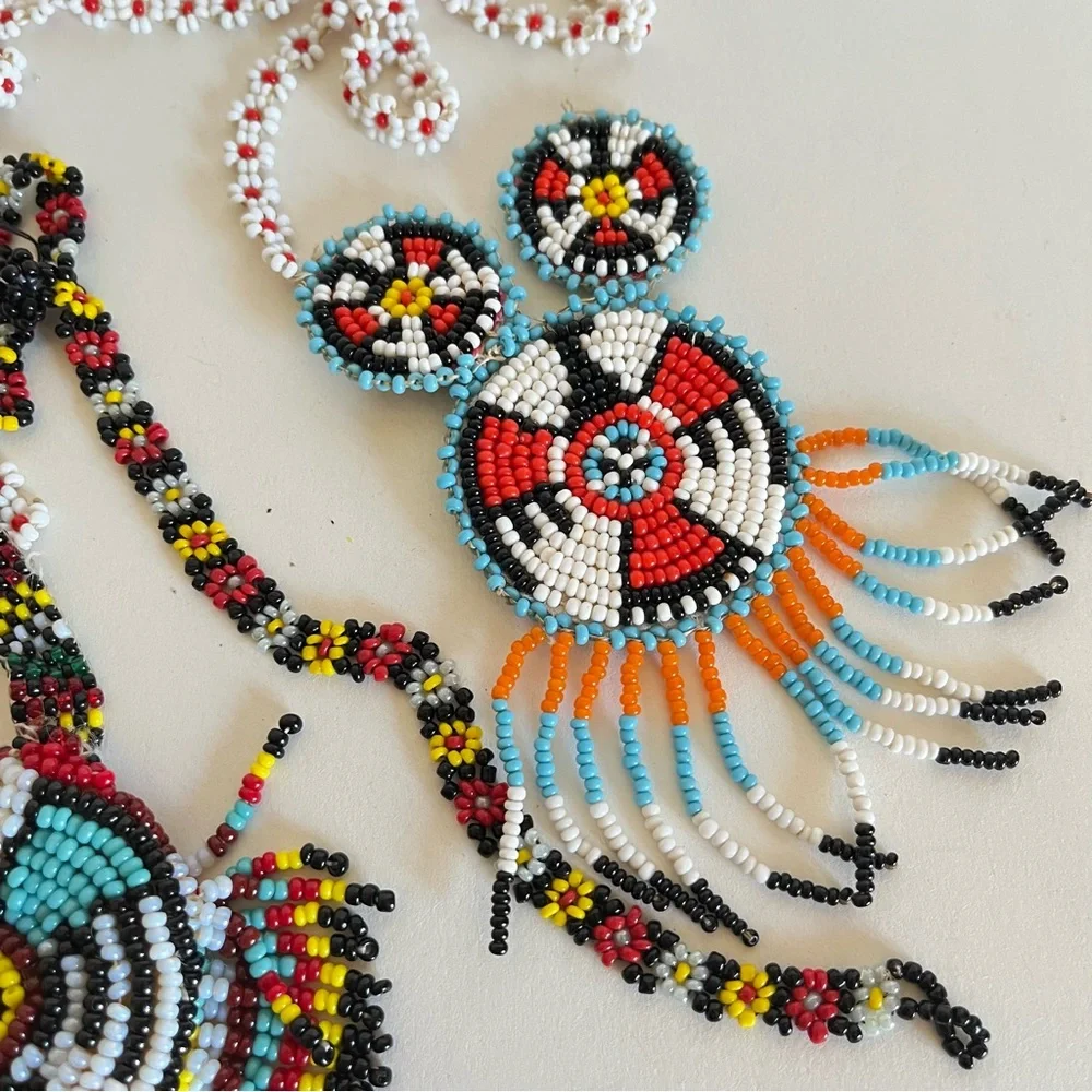 Beaded necklaces that need repair or for repurposing all damaged native seed - Picture 14 of 16